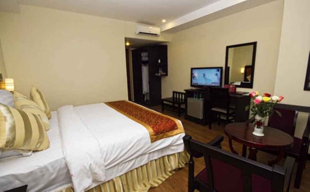 Rumduol Grand Hotel Phnom Penh Esterno foto